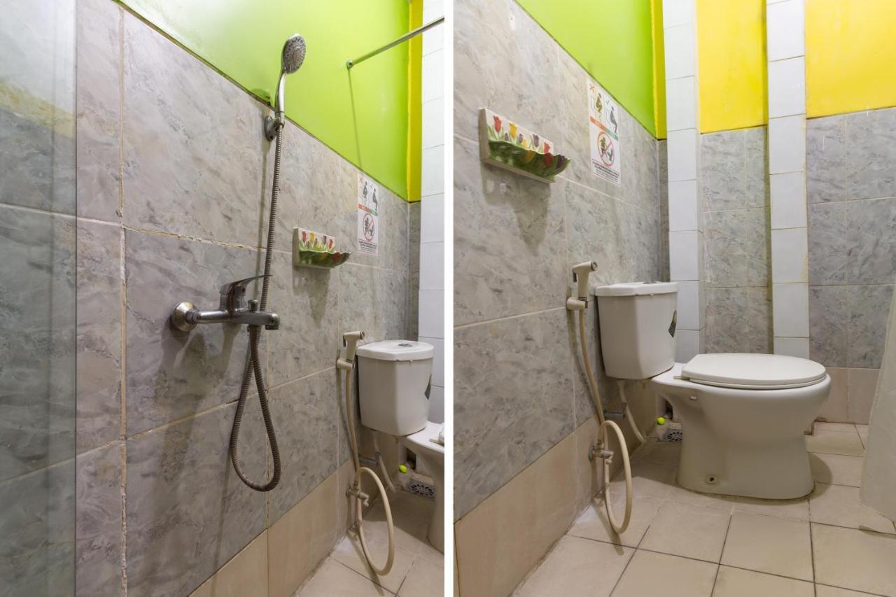Homestay Gayatri Sawojajar Near Univ Negeri Malang Kampus 2 Mitra Reddoorz Exterior photo