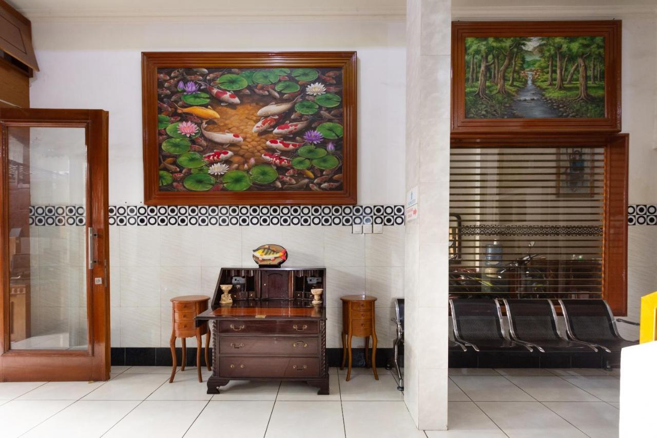 Homestay Gayatri Sawojajar Near Univ Negeri Malang Kampus 2 Mitra Reddoorz Exterior photo